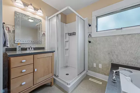 Bath - 352 5th Ave, Walcott, ND 58077 photo 2 of 6