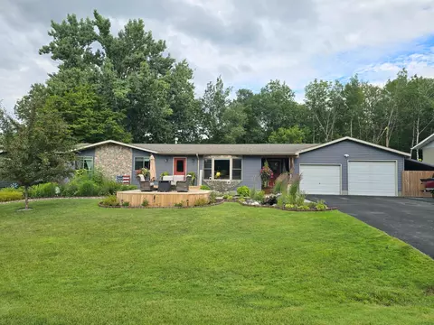 1513 9th Ave E, International Falls, MN 56649