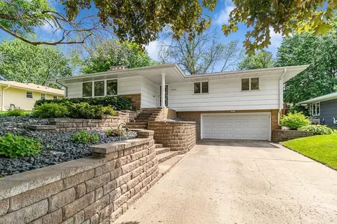5313 Birchcrest Dr, Edina, MN 55436
