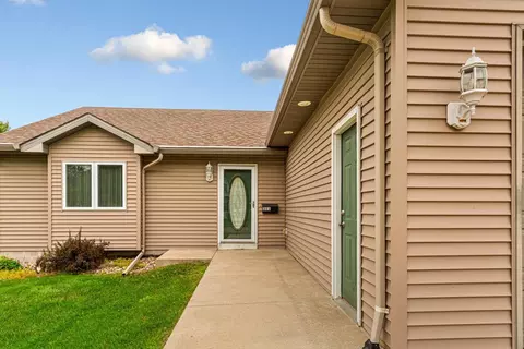 311 Common St, Waterville, MN 56096 photo 5
