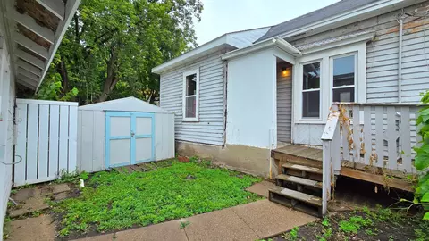 Exterior - 142 E 4th St, Red Wing, MN 55066 photo 4 of 6