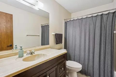 1700 Four Oaks Rd #327, Eagan, MN 55121 photo 15