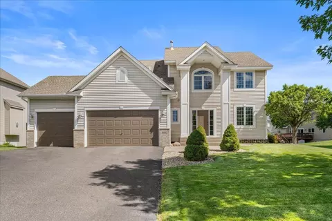 8885 Jody Cir S, Cottage Grove, MN 55016