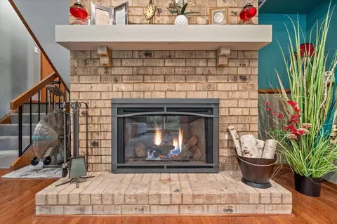 9357 Nesbitt Rd, Bloomington, MN 55437 photo 23