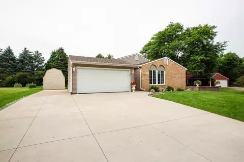 12115 50th Ave N, Plymouth, MN 55442