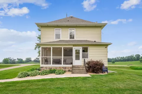 Exterior - 18160 Echo Ave, Faribault, MN 55021 photo 4 of 5