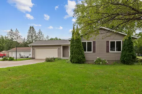 308 9th Ave NW, Waseca, MN 56093