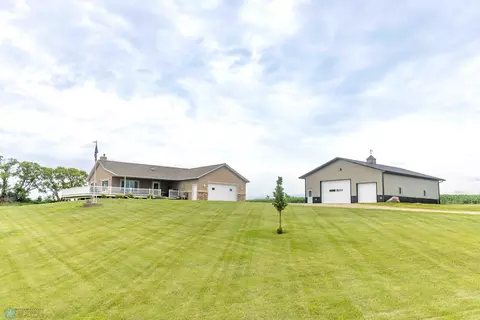 15665 N Grove Lake Rd, Pelican Rapids, MN 56572