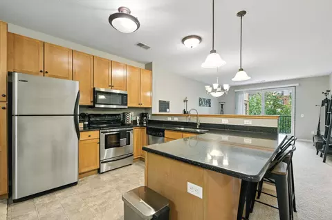 1070 Grandview Ct NE #206, Columbia Heights, MN 55421