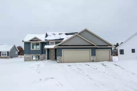 1643 75th Ave, Hammond, WI 54015
