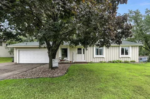 14200 Elgin Ct, Apple Valley, MN 55124