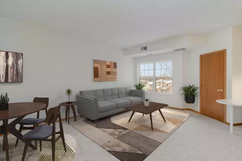 4824 E 53rd St #410, Minneapolis, MN 55417
