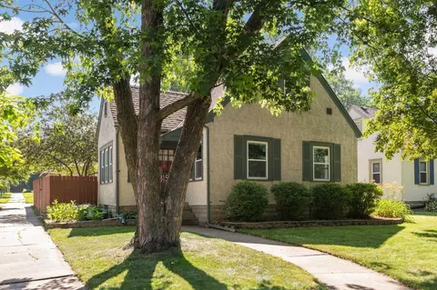 3157 Mckinley St NE, Minneapolis, MN 55418