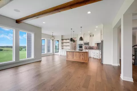 Living - 5841 Robert Rd, Independence, MN 55359 photo 3 of 7