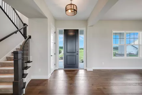 Entry Way - 5841 Robert Rd, Independence, MN 55359 photo 2 of 4