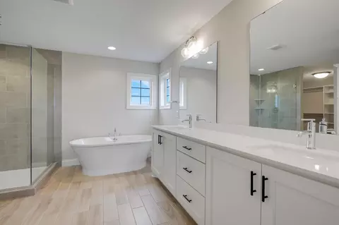Bath - 5841 Robert Rd, Independence, MN 55359 photo 1 of 7