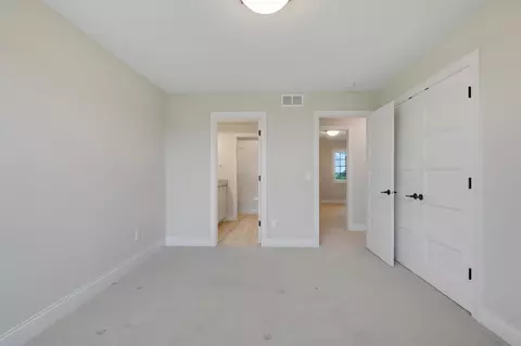Bedroom - 5841 Robert Rd, Independence, MN 55359 photo 5 of 9