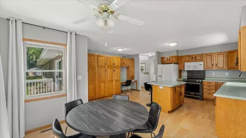 906 E Lake St, Osakis, MN 56360 photo 15
