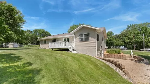 906 E Lake St, Osakis, MN 56360 photo 3
