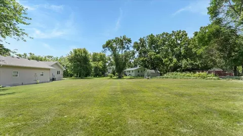 906 E Lake St, Osakis, MN 56360 photo 53