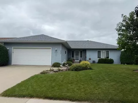 3632 Ironwood Ct SW, Rochester, MN 55902