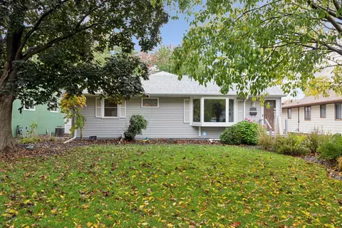 506 12th Ave S, South Saint Paul, MN 55075