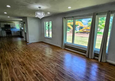 Living - 229 E Oak St, Tyler, MN 56178 photo 5 of 10