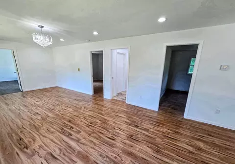 Living - 229 E Oak St, Tyler, MN 56178 photo 8 of 10