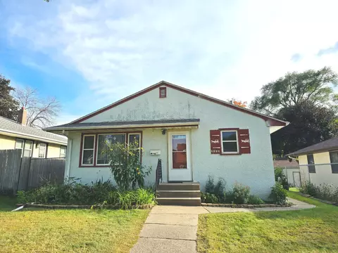 2172 Reaney Ave E, Saint Paul, MN 55119