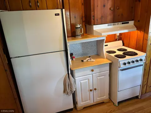 Kitchen - 21674 480th St, Mcgregor, MN 55760 photo 3 of 4