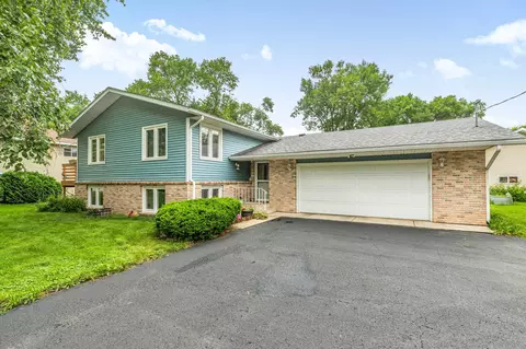 3307 Park Dr, Saint Cloud, MN 56303