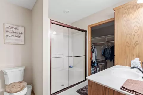 Bath - 308 17th Ave S, Cold Spring, MN 56320 photo 2 of 2