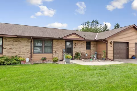 350 22nd St SE #204, Owatonna, MN 55060