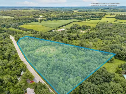 n7372 County Road, River Falls, WI 54022