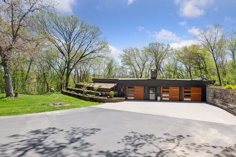 Exterior - 214 Plainview Dr, River Falls, WI 54022 photo 1 of 4