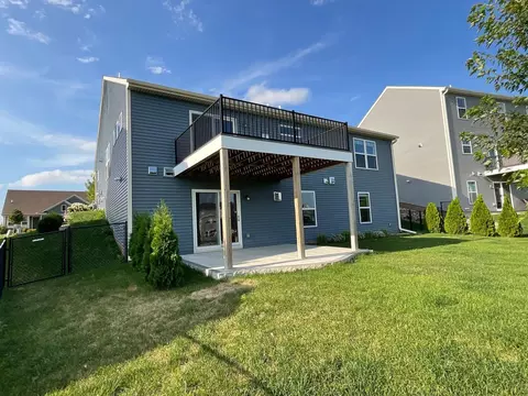 Exterior - 1430 139th St E, Rosemount, MN 55068 photo 3 of 3