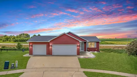 5980 Belfry Ln NW, Rochester, MN 55901