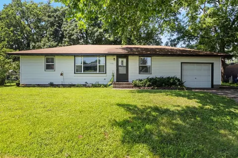 1600 Spring St, Hastings, MN 55033