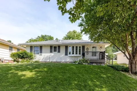 1449 Cascade St NW, Rochester, MN 55901