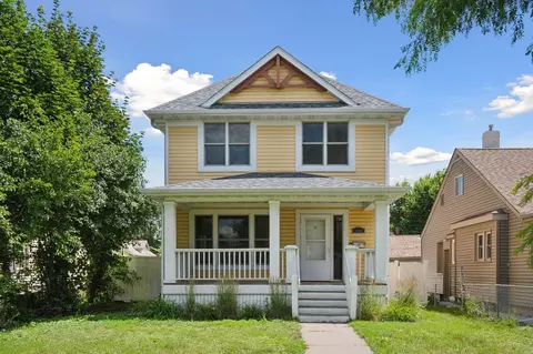 1642 Thomas Ave N, Minneapolis, MN 55411