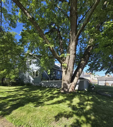 Exterior - 3022 Devonshire St, Duluth, MN 55806 photo 3 of 3