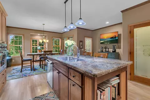 Kitchen - 516 19th St SE, Willmar, MN 56201 photo 2 of 6