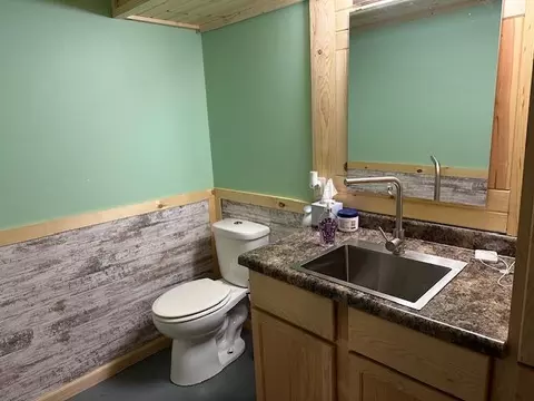 Bath - 20533 485th St, Mcgregor, MN 55760 photo 2 of 3