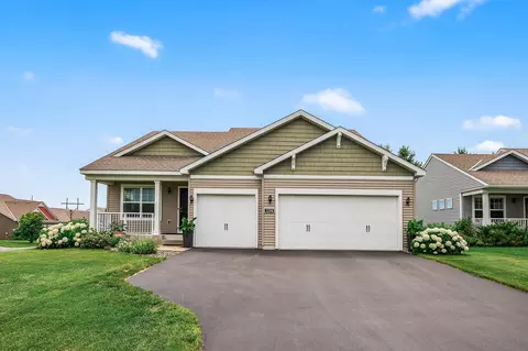 1234 139th St E, Rosemount, MN 55068 photo 2