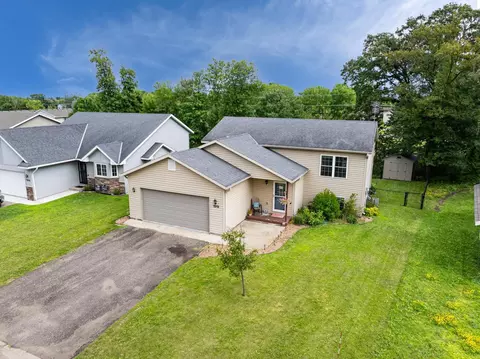 1313 Natures Trl, Alexandria, MN 56308