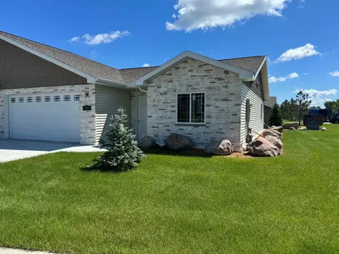1615 30th St NW #31, Bemidji, MN 56601