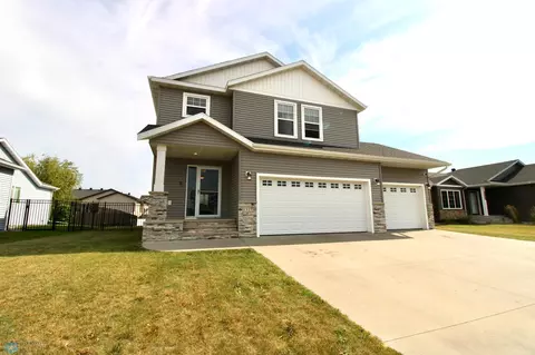 1317 29th Ave W, West Fargo, ND 58078