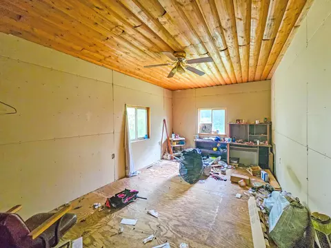 Bedroom - 6909 Cuyuna Ave, Brainerd, MN 56401 photo 2 of 2