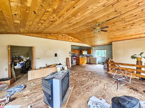 Living - 6909 Cuyuna Ave, Brainerd, MN 56401 photo 2 of 3