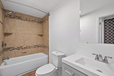 Bath - 7221 E River Rd, Fridley, MN 55432 photo 1 of 1